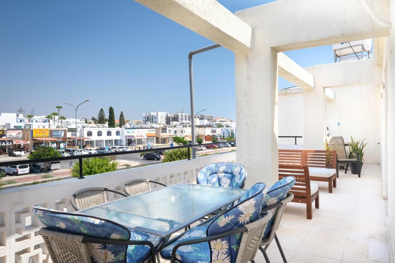 Seaview 3 Bedroom Kings Road Penthouse Pafos Dış mekan fotoğraf