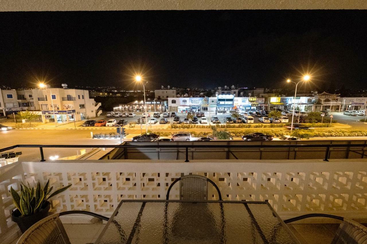 Seaview 3 Bedroom Kings Road Penthouse Pafos Dış mekan fotoğraf